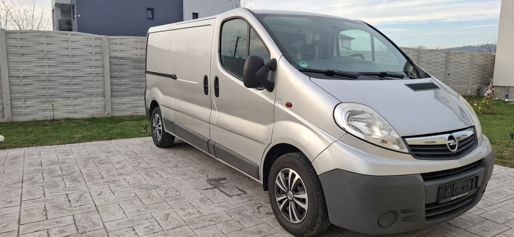 Opel Vivaro/Renault Trafic T5 Lung 2013 A/C 2.0/114cp