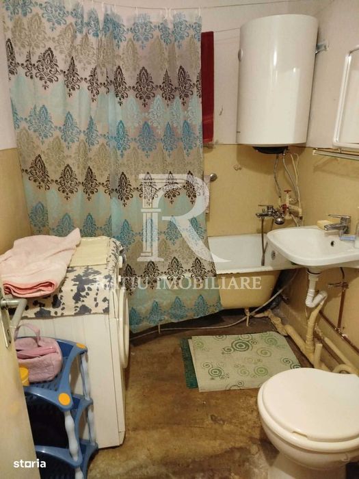 Apartament cu 3 camere | Zona garii | Salonta