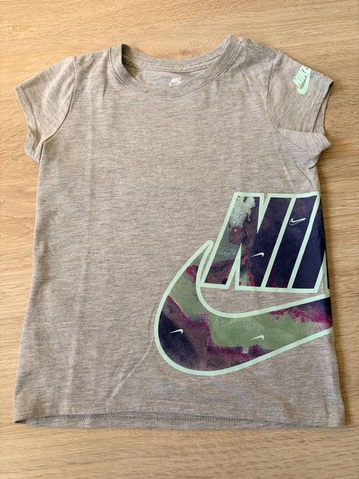 Тениски Nike размер 110-116