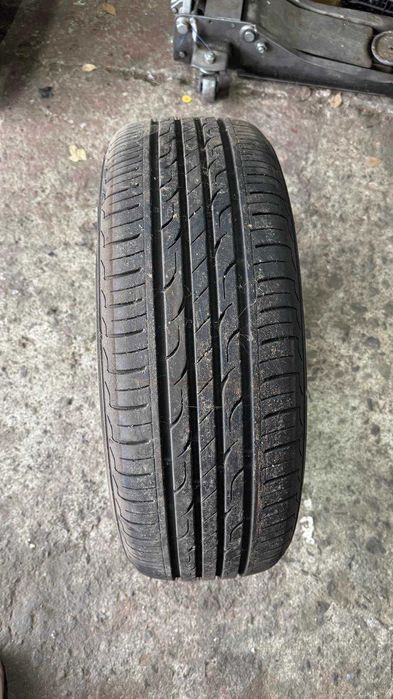 2бр летни гуми 215 60 16 Marshal