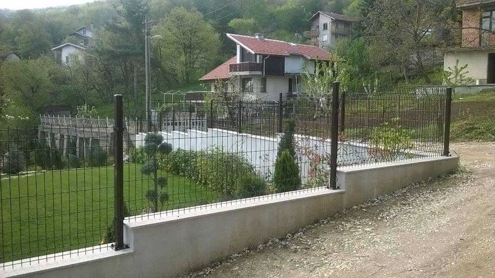 Бетонови Огради - Изграждане