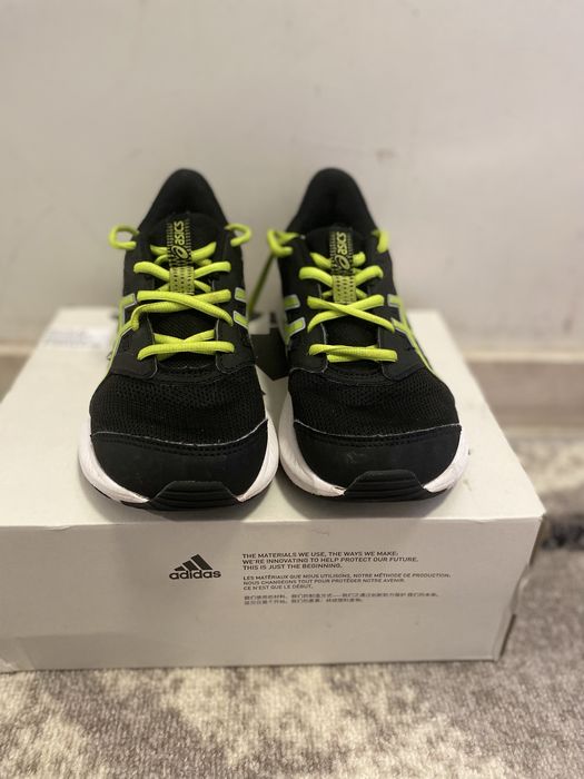 Маратонки Asics 36н.