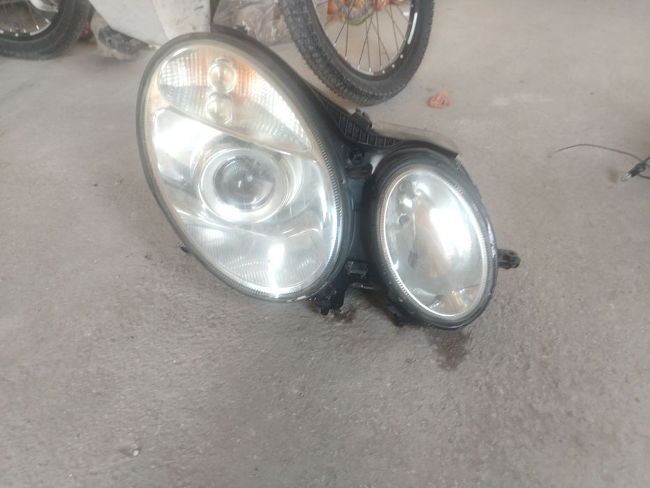 Фары от мерседес 211