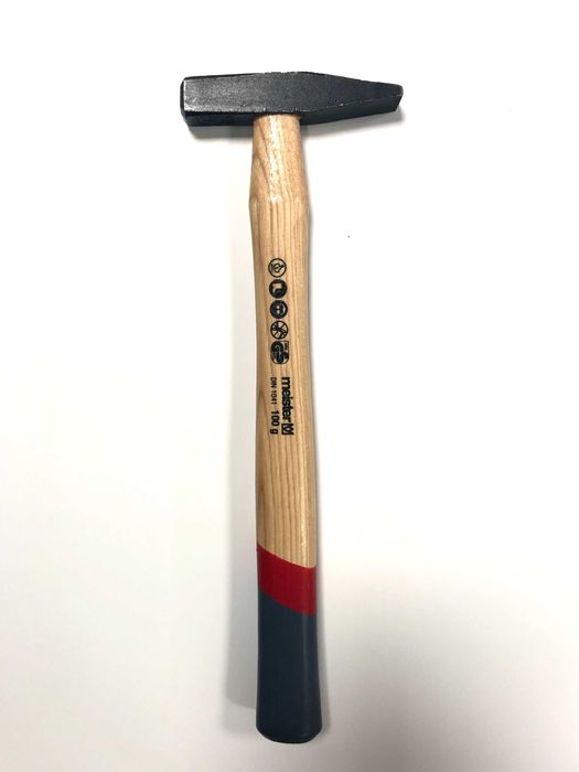 Немски чук MEISTER 100 гр, Германия, дръжка от хикори, DIN 1041, 26 см