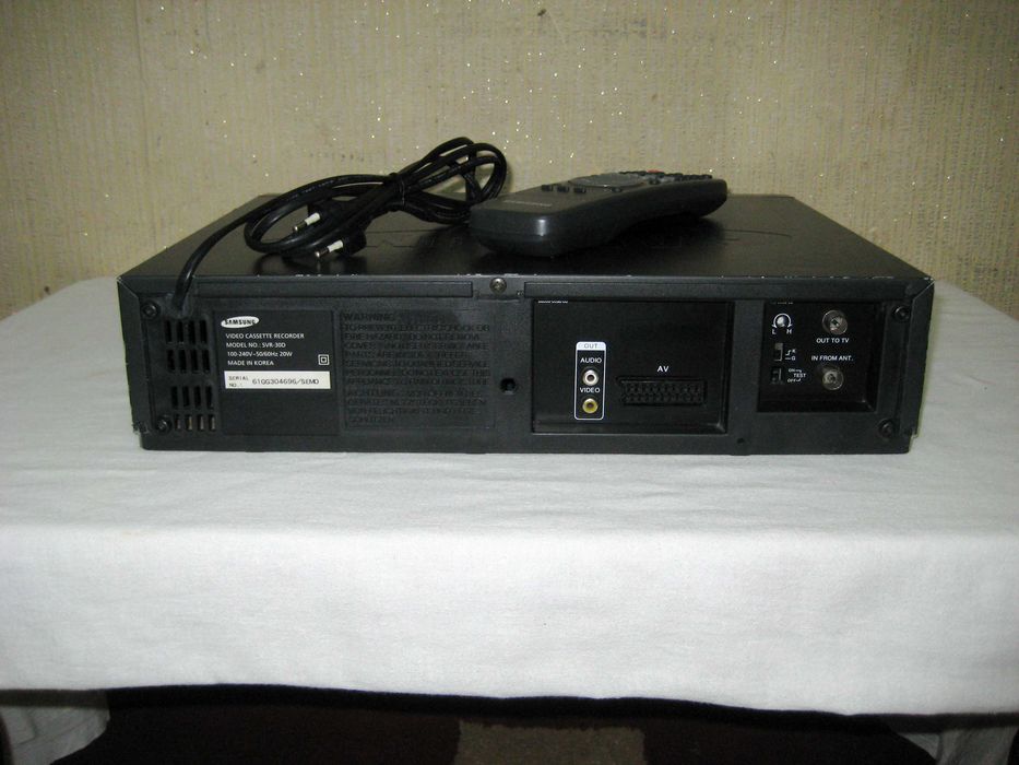 Видеомагнитофон + запис SAMSUNG касета укиди ишлидиган холати аъло!