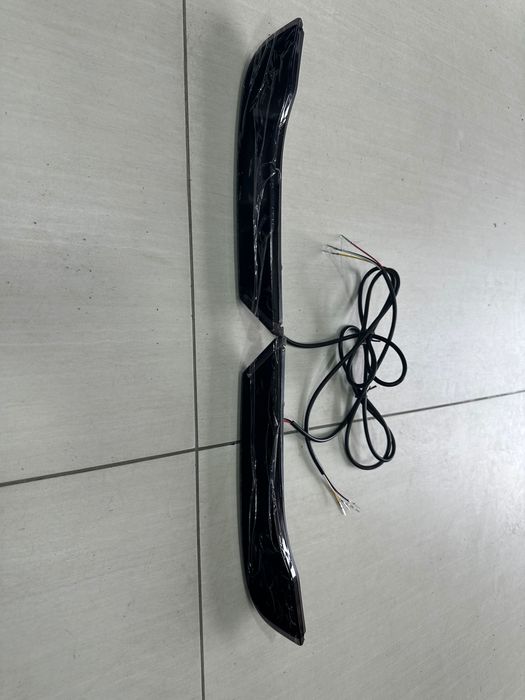 Treker-2 parok black piano 50$