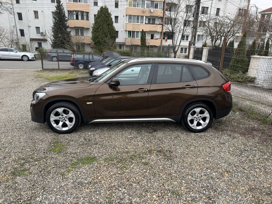 Vand BMW x1 x drive manual