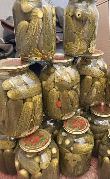 Продам соленые огурцы и помидоры