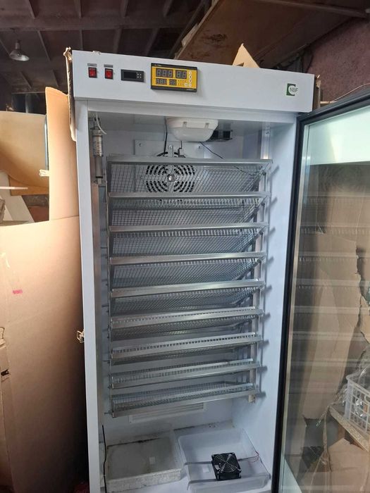 Инкубатор для яиц