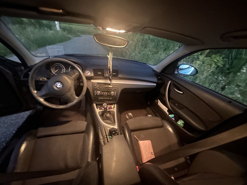 BMW 1 Series 2009 — imagine 3