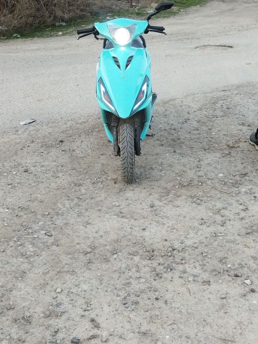 Обмен на айфон мопед на ходу вложения акамулятор по мелочи