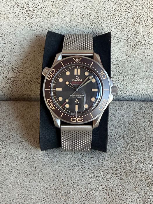 Omega Bond 007 Titanium