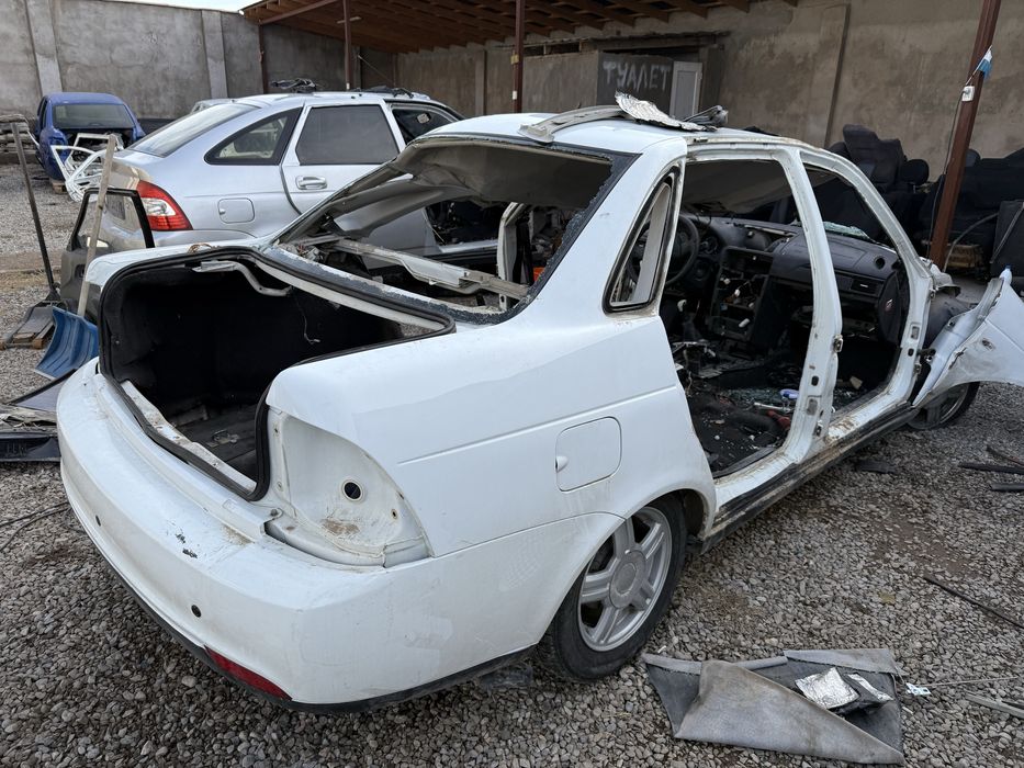 Разбор Приора 2170 Седан Хечбек Люкс