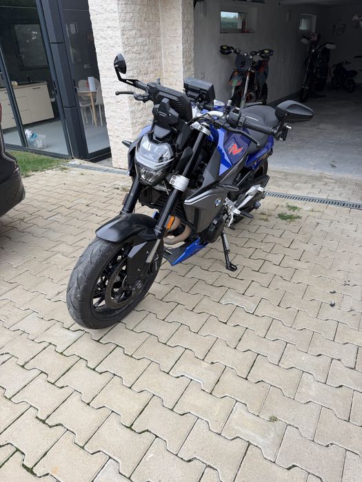Motocicleta BMW F900R