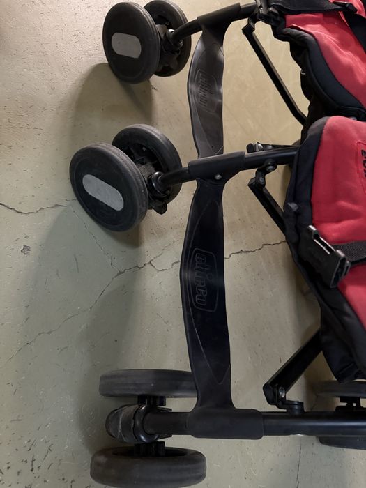 Двухместная коляска CHICCO