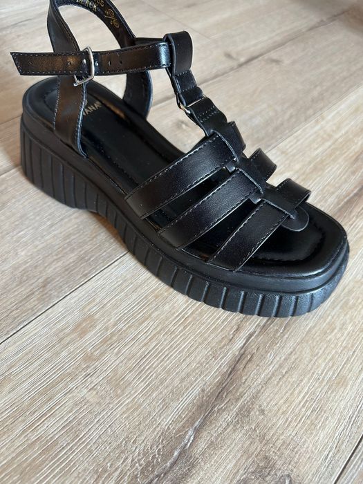 Сандали 37 номер черни