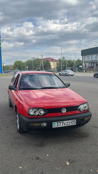 Продам голф 3 1.8.