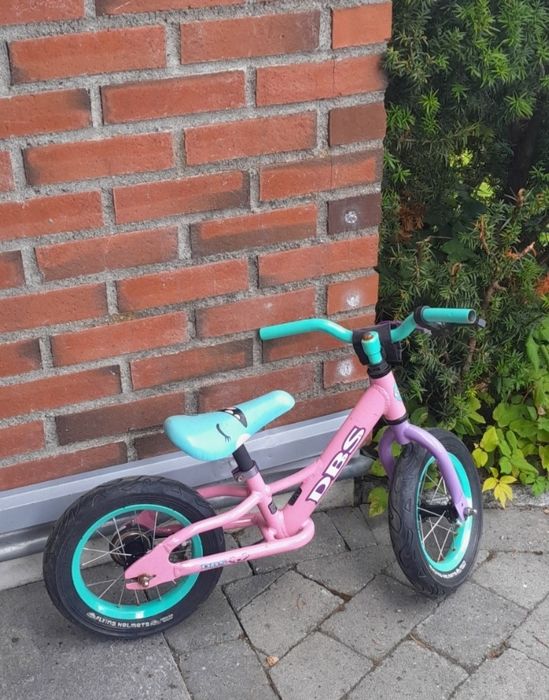 Bicicleta echilibru