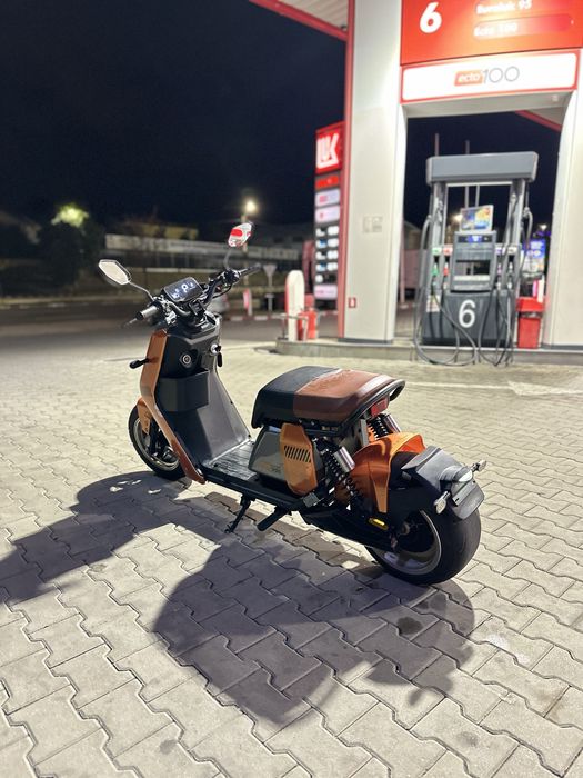 Scuter electric s701