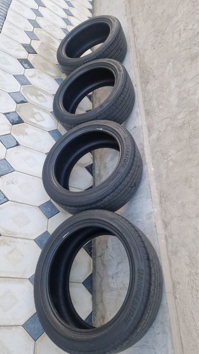 Шины 235/45/18R