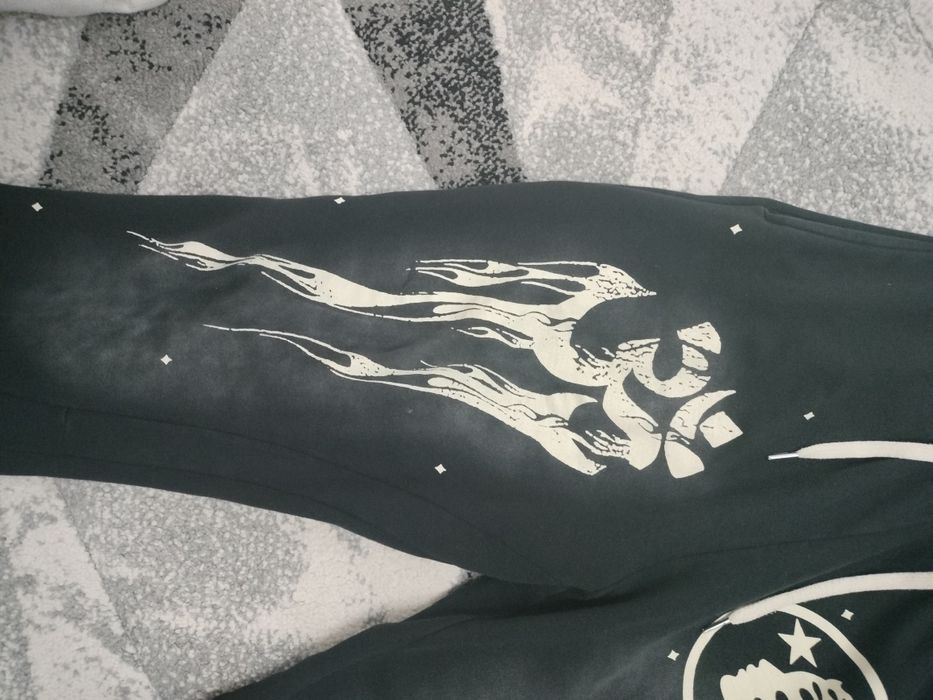 Hellstar pantaloni flared