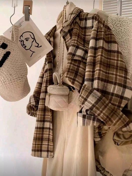 Дамска овърсайз риза кафява на каре