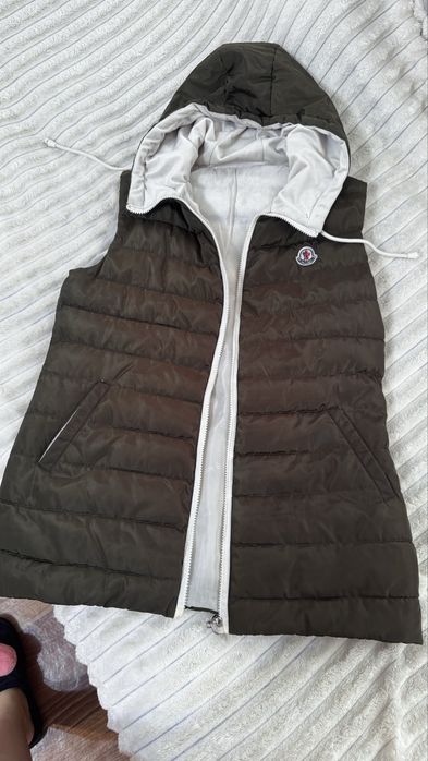 Куртки,шуба,безрукавка,пальто