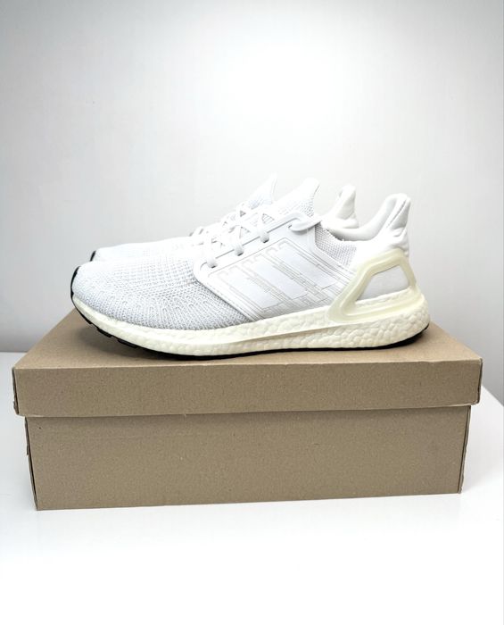 Adidas Ultra Boost  (41) 26см. Маратонки