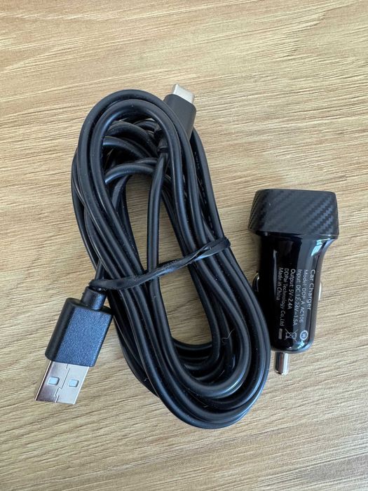 Cablu USB-A la USB-C de 3 metri + adaptor auto 12/24V la 5V 2.4A