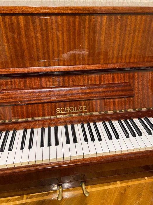 Продаю пианино Scholze