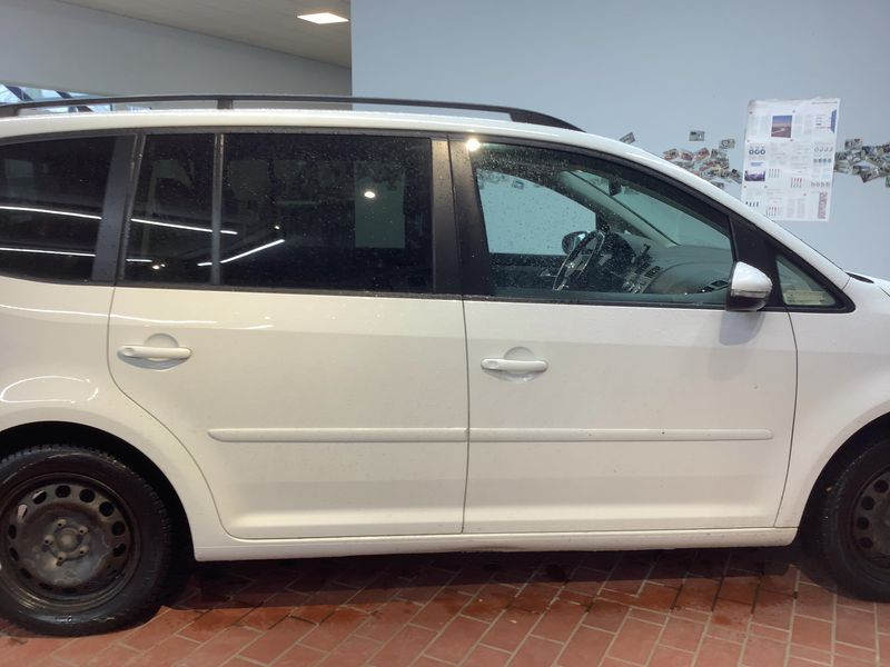 Volkswagen Touran 1.6 TDI Comfortline BlueMotion Tech 2014