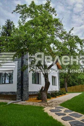 Продава се Къща в с. Драгичево, Област Перник - 320 кв.м за 1594 €/кв.м - Снимка #1