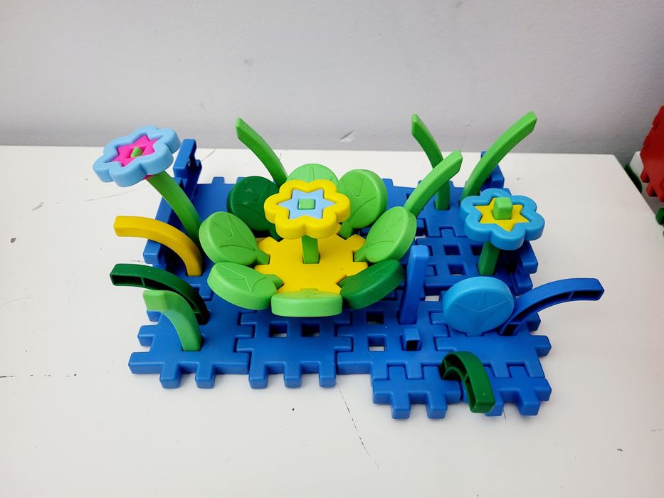 Конструктор  уникальный 800эл