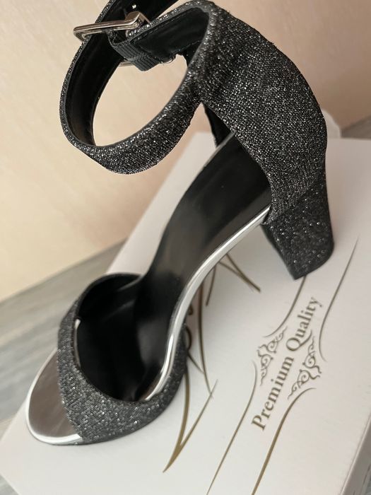 Официални сандали НОВИ