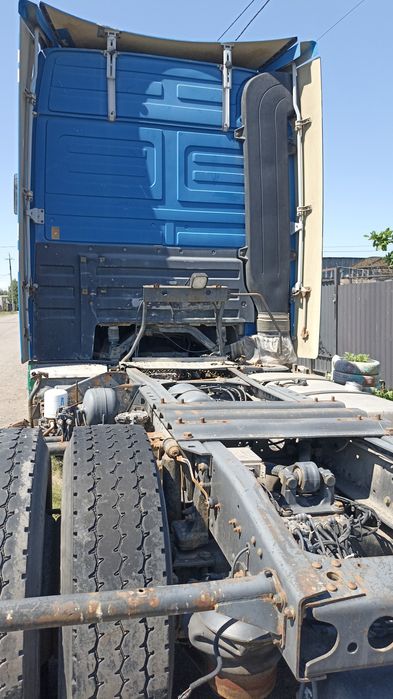 Продам, тягач 1998 года