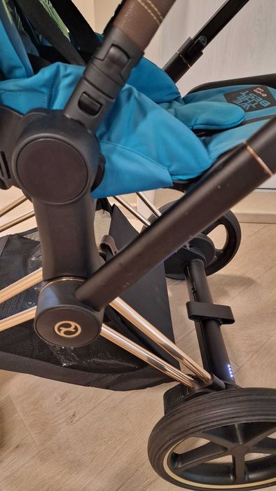 Cybex e-Priam 4 шаси + дизайнерска тапицерия