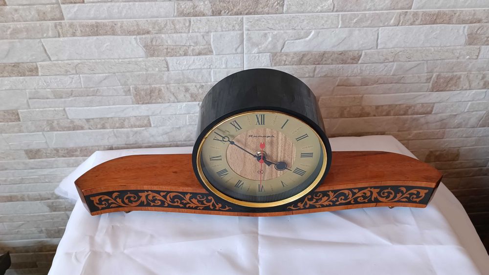 Стар руски настолен часовник - Янтар / Jantar - Made in USSR - 1970г.