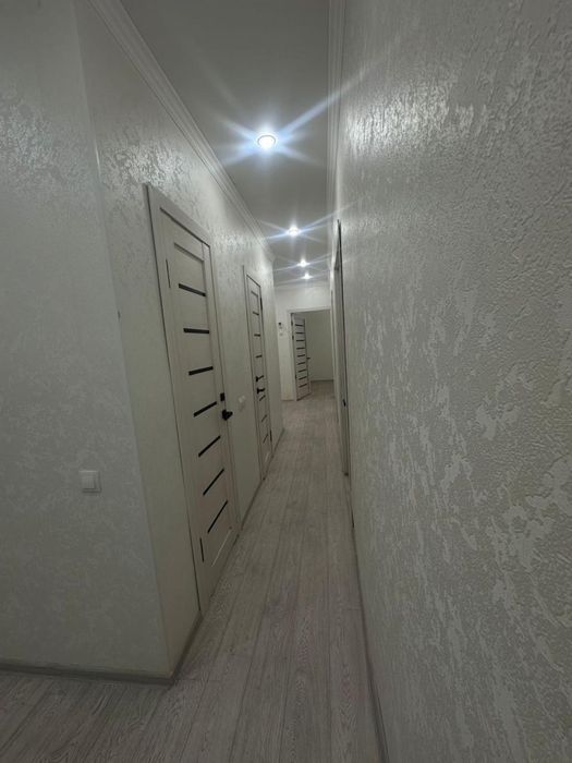 Продается трехкомнатная квартира