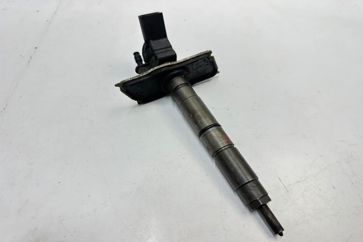 Injector 2.7 / 3.0 tdi 059130277AJ Audi A4 B7 seria