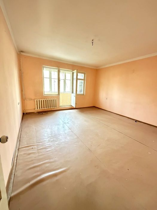 Чиланзар-20А Кв 2/2/9.65м2 Срочно продам квартиру срочно