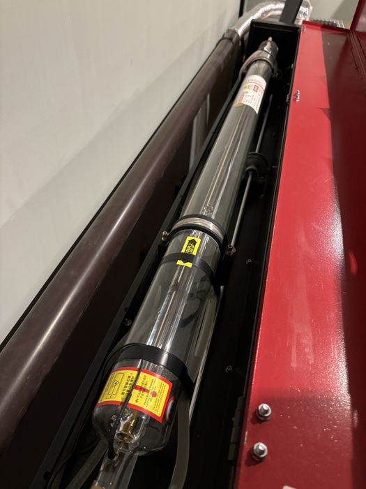 CO2 лазер за гравиране/рязане 130w 130х90см