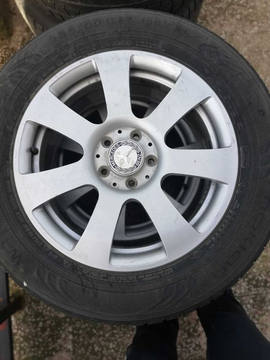 Гуми със джанти 4броя