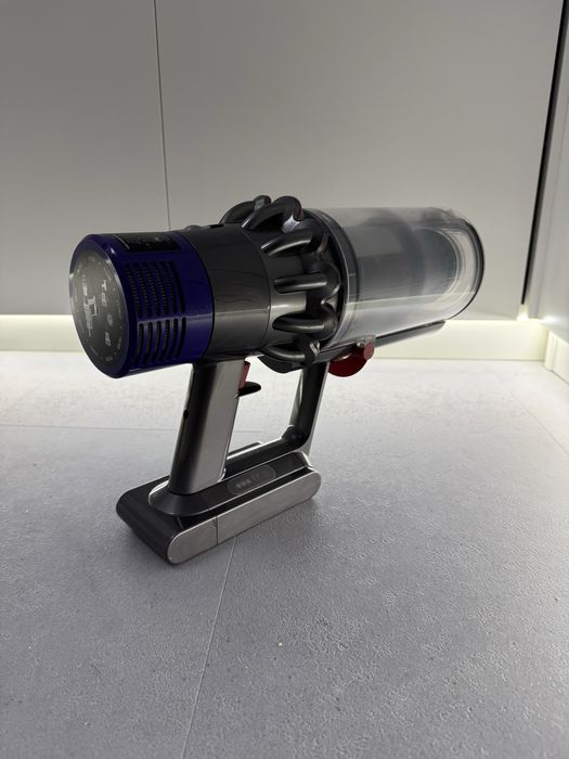 Aspirator Dyson V10 animal +