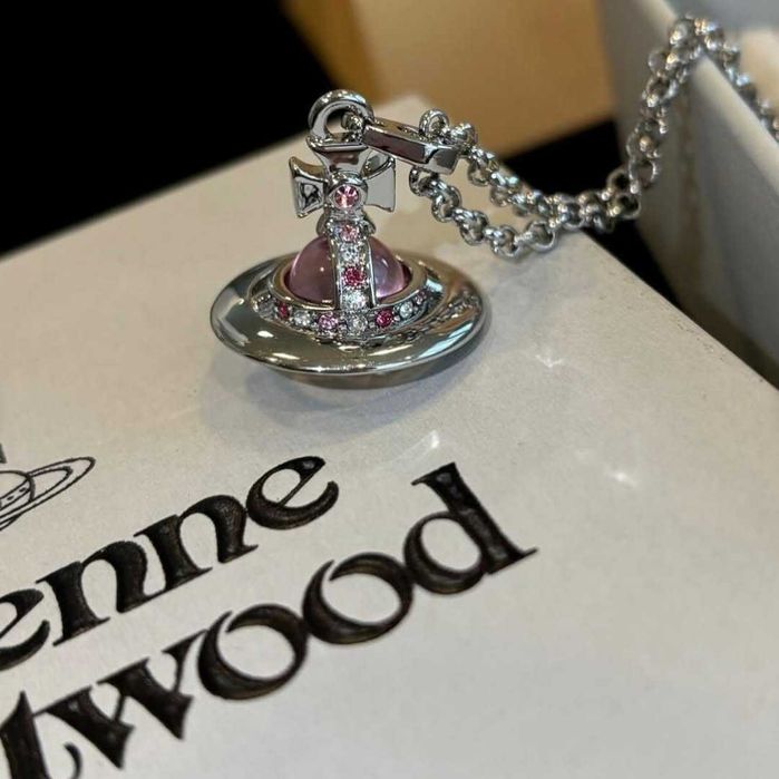 Vivienne Westwood Колие