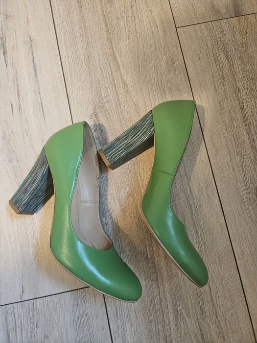 Pantofi marimea 37