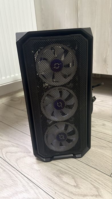 Vând carcasă Aqirys Wezen + sursă Aqirys Pulsar 750W 80 Plus Bronze + Gtx 1060 6gb