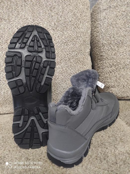 Продам зимние мужские кроссовки