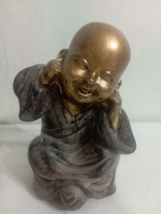 Статуэтки Будды.