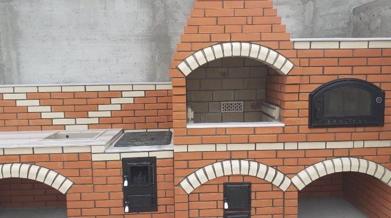 Montaj grătare din cărămidă