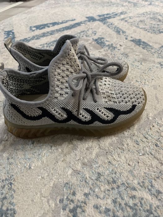 Продам кросовки